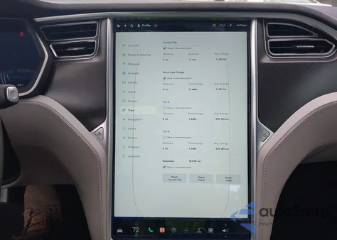 2015 Tesla Model S 70D/85D/P85D z USA, uszkodzony, nr VIN 5YJSA1E29FF110528